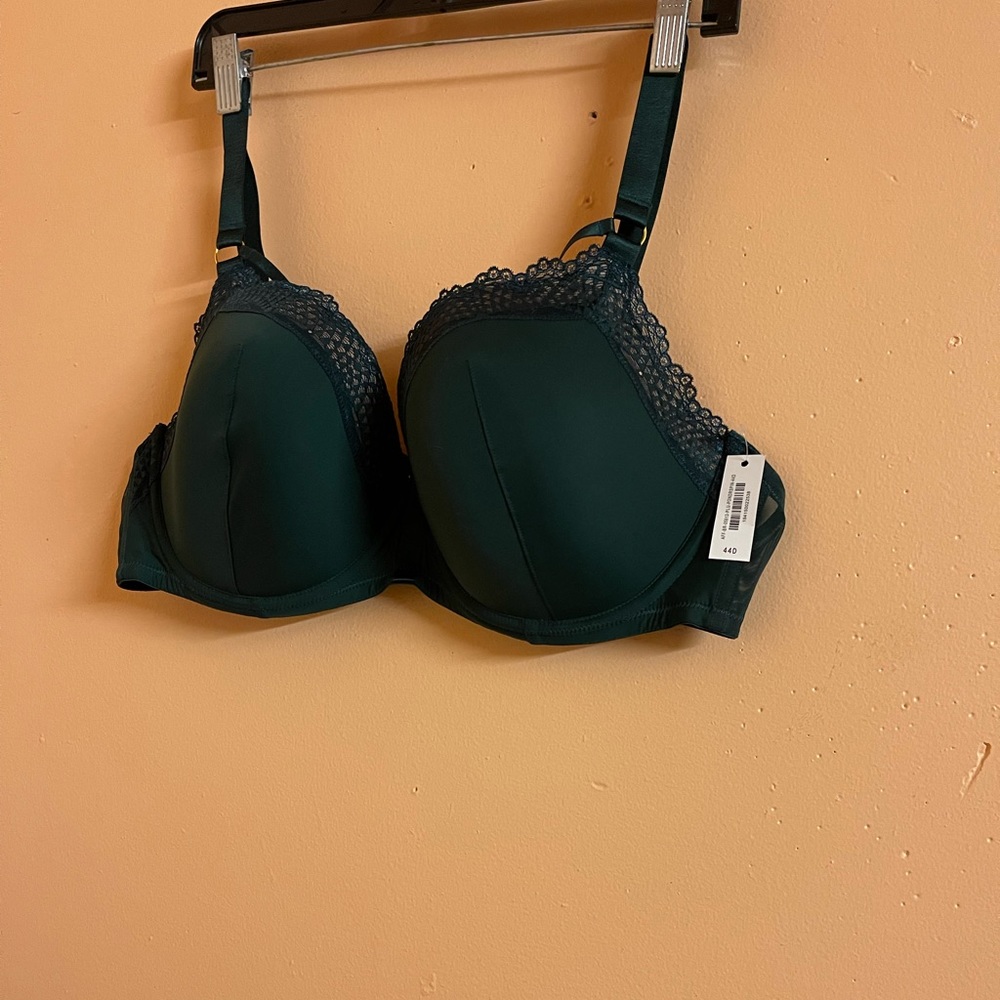 Adore Me Bra New With Tags Green size 44D